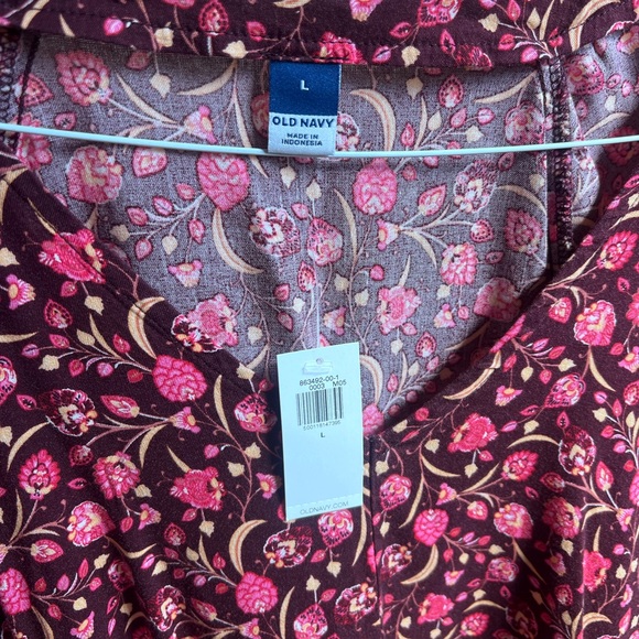 Old Navy Floral Paisley V Neck Dress - Picture 5 of 6